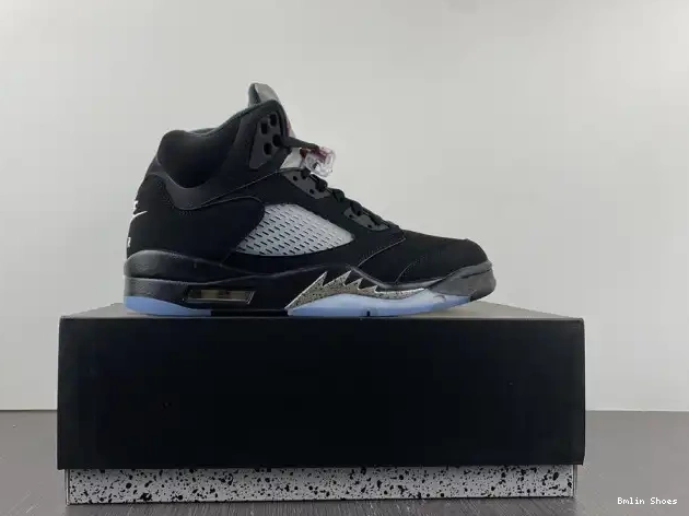 Bmlin Shoes Retro 845035-003 Jordan Metallic 5 (2016) Black 0607
